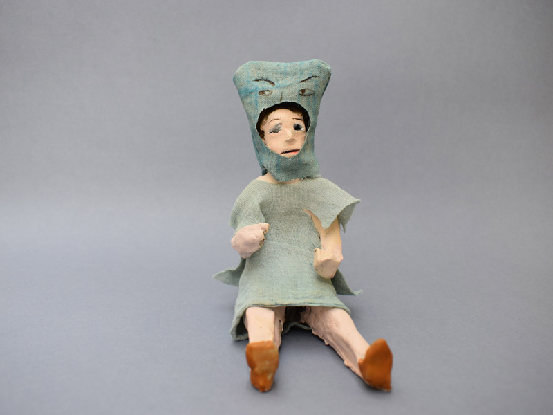 Annabel Elgar, Clay, 03